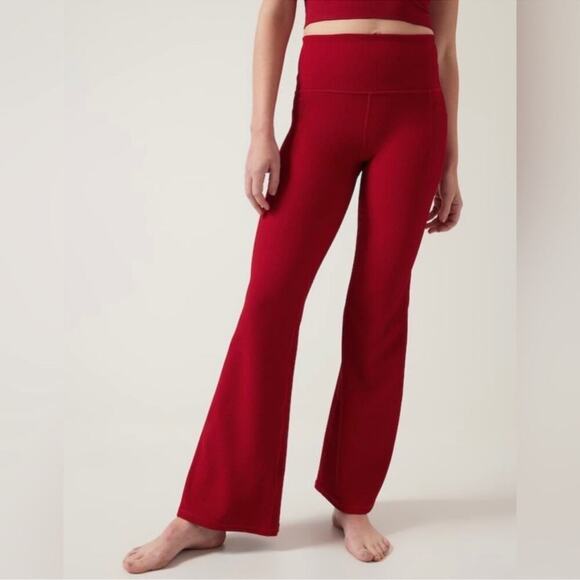 Athleta Candy Red Salutation Stash Ribbed Flare Leggings size XS - Picture 1 of 11